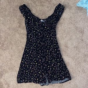 Lottie Moss Button-Up flower Dress